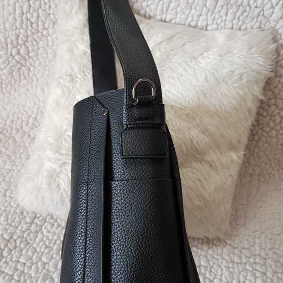 Black Purse - Picture 3 of 6